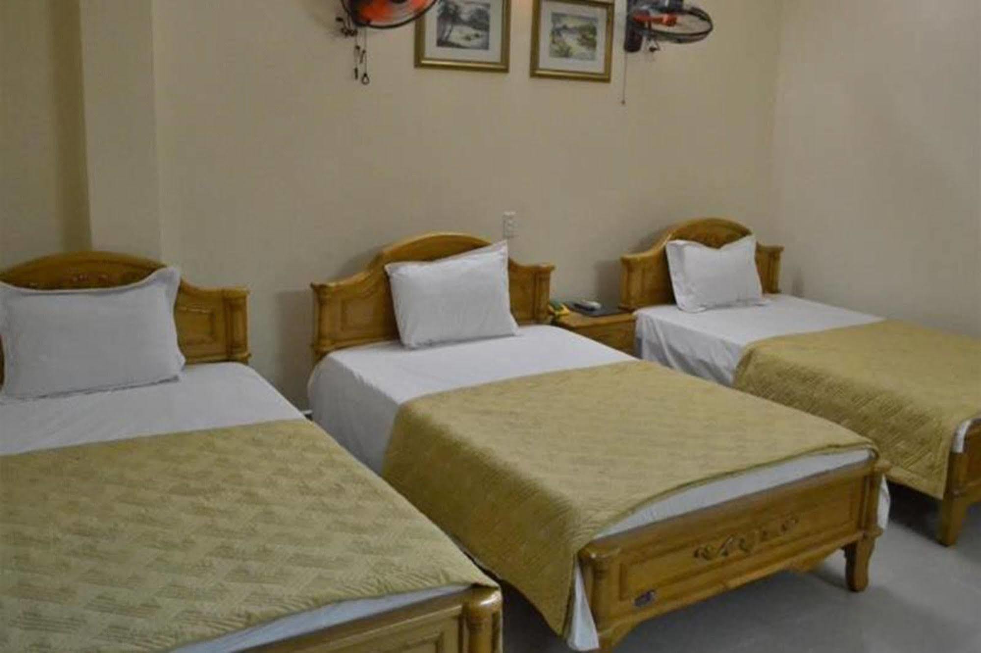 Hoang Ngoc Hotel Dong Khe Sau Luaran gambar