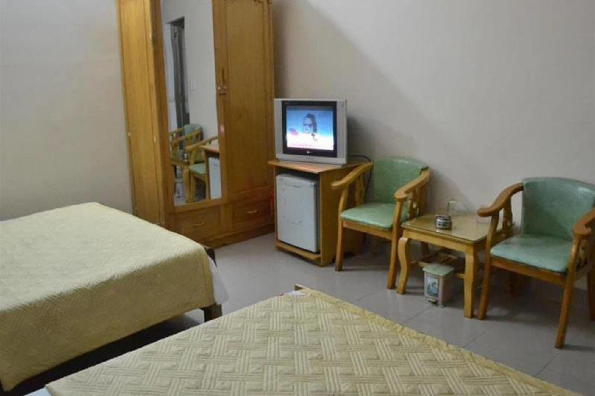 Hoang Ngoc Hotel Dong Khe Sau Luaran gambar