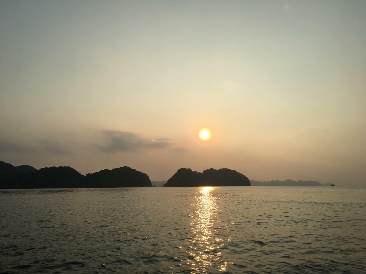 Hoang Ngoc Hotel Dong Khe Sau Luaran gambar