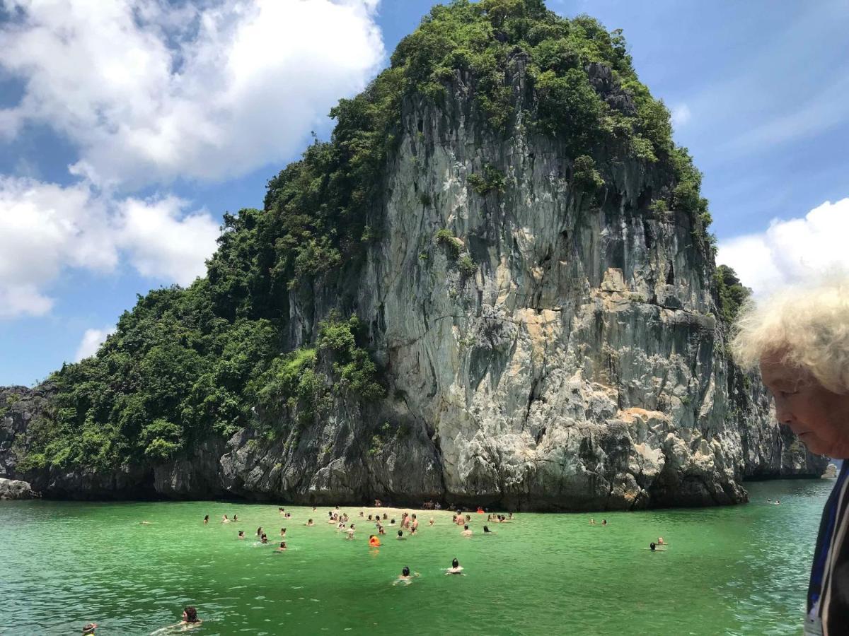 Hoang Ngoc Hotel Dong Khe Sau Luaran gambar